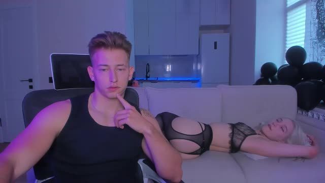 todojuntos Chaturbate porn show — 49 min 2026-07-24 16:11