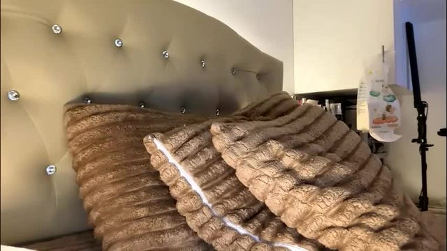 urfavevivian / livestream recording / Chaturbate / 2026-05-28 00:31