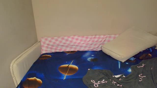 urneighbors: 30 min webcam stream on Chaturbate