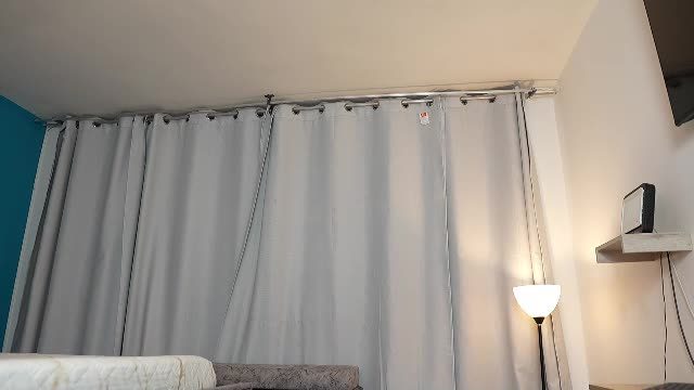 valentina0817 live on Chaturbate — cam show