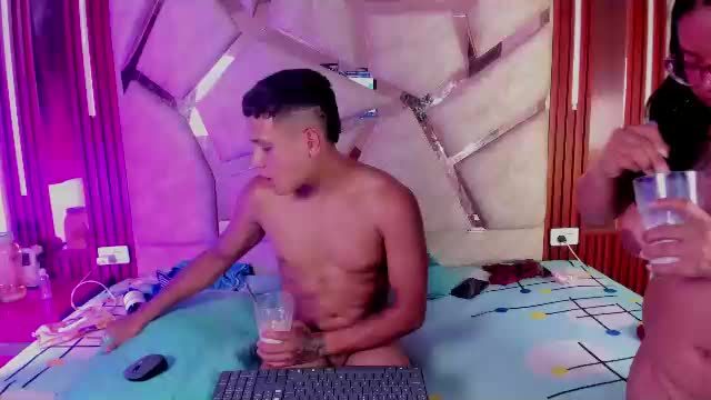 van_angel_: Couple online cam show on Chaturbate