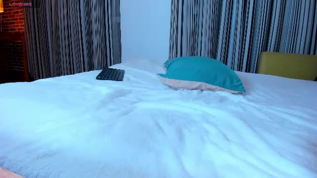 veneradi615 xxx cam show (Chaturbate) — 37 min