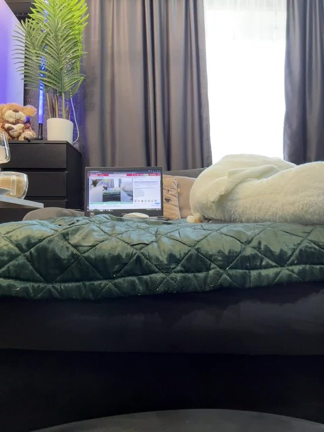 vero19nika — streamed cam show 2026-06-21 09:42 · 9 min