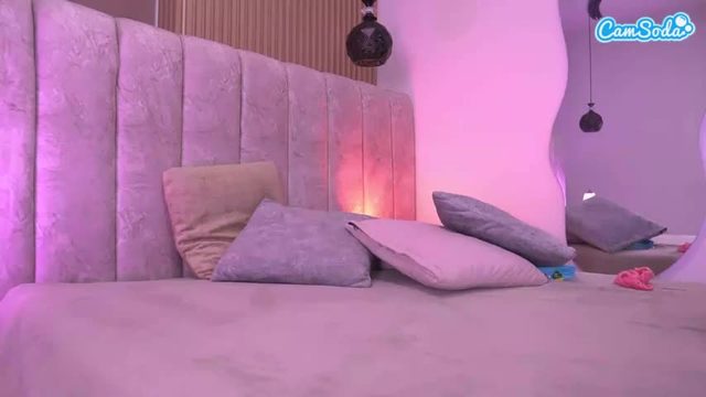 full cam show 2026-08-12 08:08 — violeta-sanz Camsoda