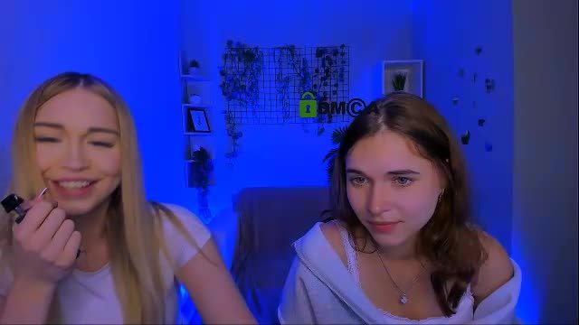 violettruee webcam show 2026-10-12 12:26 Chaturbate