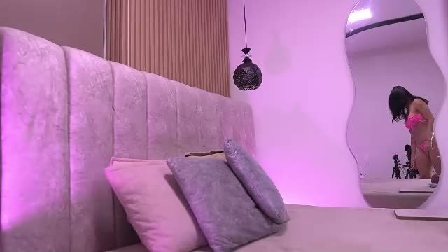 vvioleta_ on Chaturbate: live cam recording from 2026-06-17 09:12