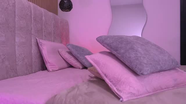 cam show replay — vvioleta_ (Chaturbate, 2026-06-19 05:44)