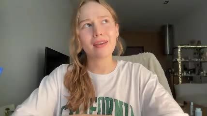 whoisalisa cam stream (2026-07-23 11:27, 39 min)