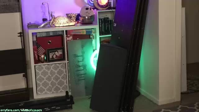 widthofapeach's 37 min cam clip on Chaturbate