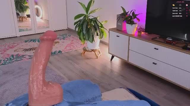 wild_hearttt Chaturbate · webcam broadcast · 2026-07-25 10:01