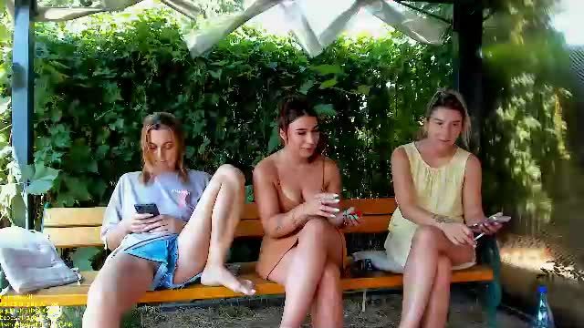 you_love_melisa's live webcam show from 2026-08-12 13:18