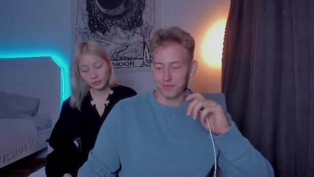 youfindus | full cam show 2026-10-05 17:53 | Couple