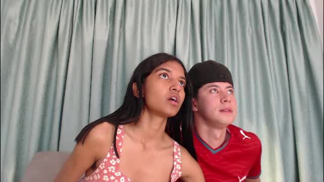 yuliethpetite: live cam show on Chaturbate, 2026-10-28 15:46