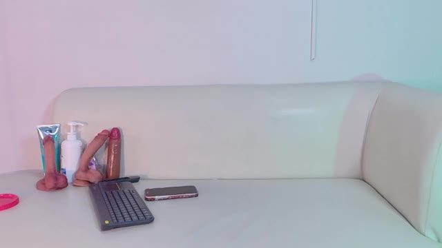 zoe_444_ | webcam broadcast 2026-10-18 12:21 | Female