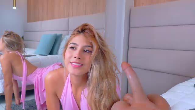 zoehangel cam video (39 min) Chaturbate